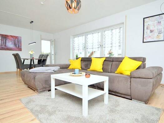 Wohnung zur Miete Wohnen auf Zeit 1.495 € 3 Zimmer 88 m² frei ab sofort Lind Zirndorf 90513