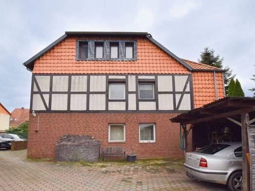 Mehrfamilienhaus zum Kauf als Kapitalanlage geeignet 250.000 € 1.017 m² Grundstück Ehmen Wolfsburg 38442