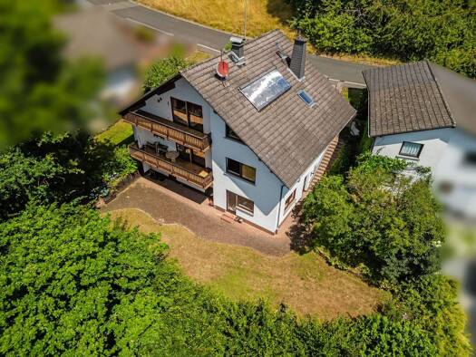 Einfamilienhaus zum Kauf 599.000 € 7 Zimmer 266 m² 1.066 m² Grundstück Haitz Gelnhausen 63571