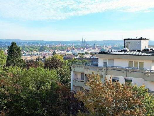 Wohnung zur Miete 1.060 € 4 Zimmer 113 m² 5. Geschoss frei ab 01.11.2026 Friedrich-Ebert-Straße Großprüfening-Dechbetten-Königswiesen Regensburg 93051 