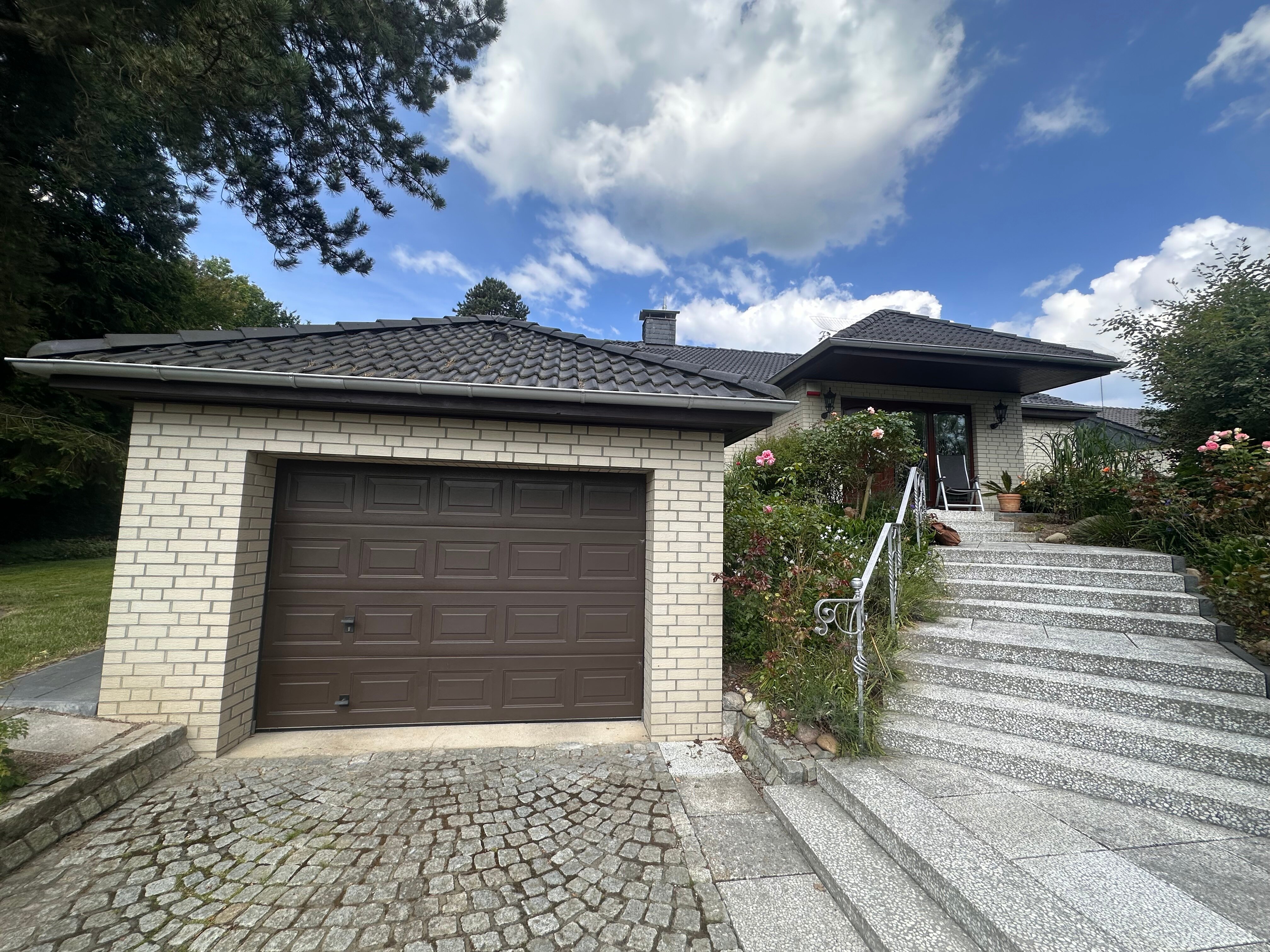 Villa zum Kauf 789.000 € 6 Zimmer 230 m²<br/>Wohnfläche 2.231 m²<br/>Grundstück 01.07.2025<br/>Verfügbarkeit Wennigser Mark Wennigsen (Deister) 30974