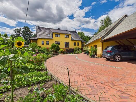 Mehrfamilienhaus zum Kauf 449.000 € 9 Zimmer 270 m² 4.779 m² Grundstück Maukendorf Wittichenau 02997