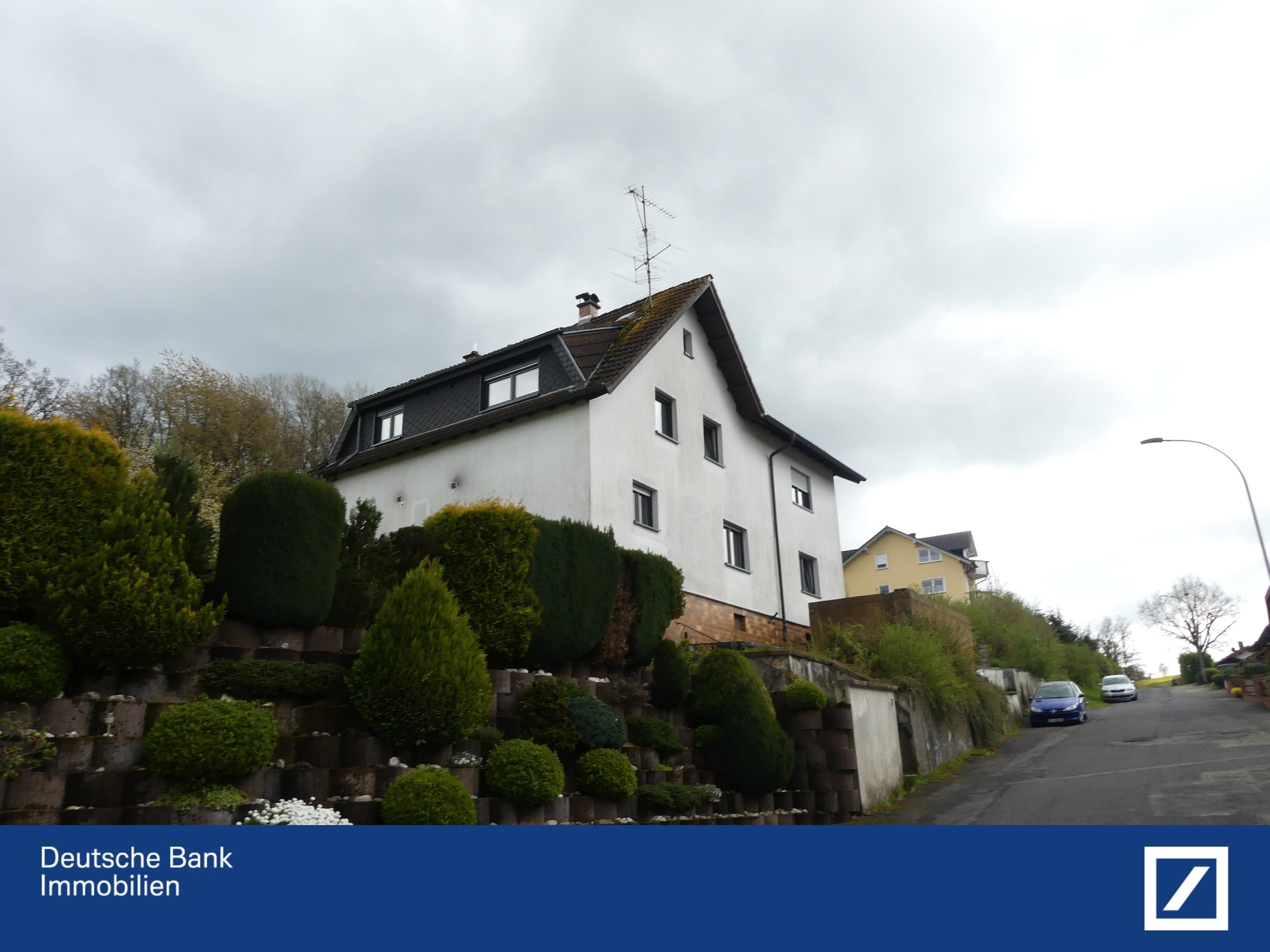 Mehrfamilienhaus zum Kauf provisionsfrei 203.000 € 6 Zimmer 180 m²<br/>Wohnfläche 1.326 m²<br/>Grundstück Pfaffenhausen Jossgrund 63637