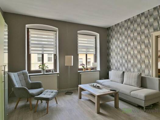 Wohnung zur Miete Wohnen auf Zeit 595 € 1 Zimmer 45 m² frei ab sofort Glauchau 08371