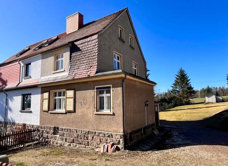 Einfamilienhaus zum Kauf 119.000 € 3 Zimmer 91 m²<br/>Wohnfläche 1.020 m²<br/>Grundstück ab sofort<br/>Verfügbarkeit Oberplanitz Zwickau 08064