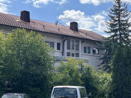 Mehrfamilienhaus zum Kauf 369.000 € 8 Zimmer 291 m² 1.307 m² Grundstück Hohenhaslach Sachsenheim 74343