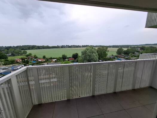 Wohnung zur Miete 709 € 1 Zimmer 36,9 m² 5. Geschoss Finsterwalder Straße 102A Märkisches Viertel Berlin 13435