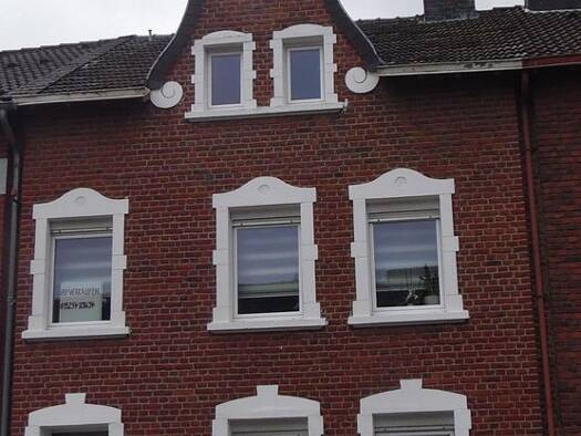 Haus zum Kauf 329.000 € 7 Zimmer 165 m² 245 m² Grundstück Gürzenicherstraße 41 Düren 52355