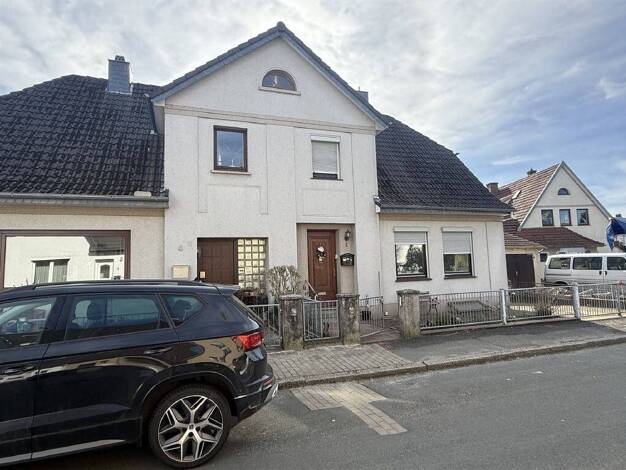 Doppelhaushälfte zum Kauf 199.000 € 5 Zimmer 126 m² 402 m² Grundstück Blumenthal Nord 28779
