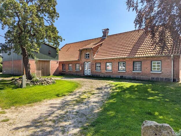 Haus zum Kauf 660.000 € 3 Zimmer 156 m² 26.514 m² Grundstück Esgrus 24402