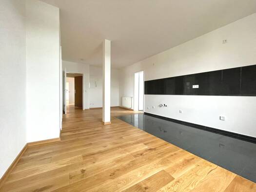 Wohnung zur Miete 1.203 € 4,2 Zimmer 102,8 m² 4. Geschoss frei ab 16.12.2025 Tharandter Str. 58 Löbtau-Süd Dresden 01159