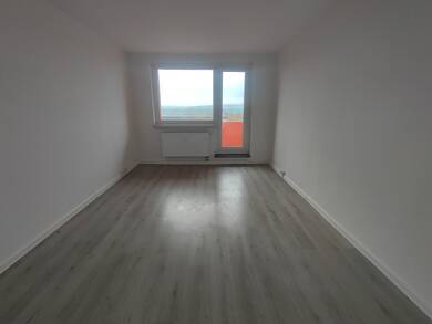 Wohnung zur Miete 353 € 4 Zimmer 72 m² 4. Geschoss Karl-Liebknecht-Straße 47 Sangerhausen Sangerhausen 06526