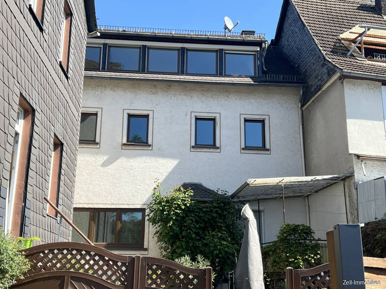Mehrfamilienhaus zum Kauf 239.000 € 11 Zimmer 217 m² 137 m² Grundstück Lorch Lorch 65391