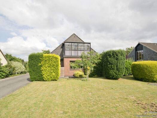 Einfamilienhaus zum Kauf 345.000 € 6 Zimmer 154 m² 878 m² Grundstück Kirchhatten II Kirchhatten 26209