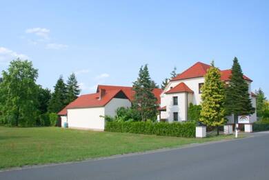 Wohnanlage zum Kauf provisionsfrei als Kapitalanlage geeignet 499.900 € 19 Zimmer 465 m² 2.431 m² Grundstück Schleife Schleife 02959