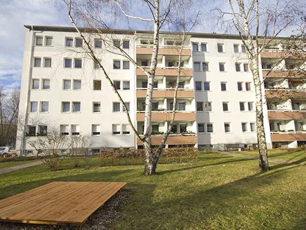 Wohnung zur Miete 331 € 2 Zimmer 47,2 m² 5. Geschoss frei ab 01.11.2026 Venusstraße 1 Trotha Halle (Saale) 06118