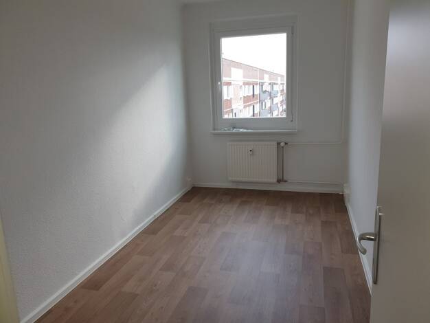 Wohnung zur Miete 298 € 2 Zimmer 45,6 m² 10. Geschoss frei ab 01.09.2025 Offenburger Str. 7 Schönau Leipzig 04209