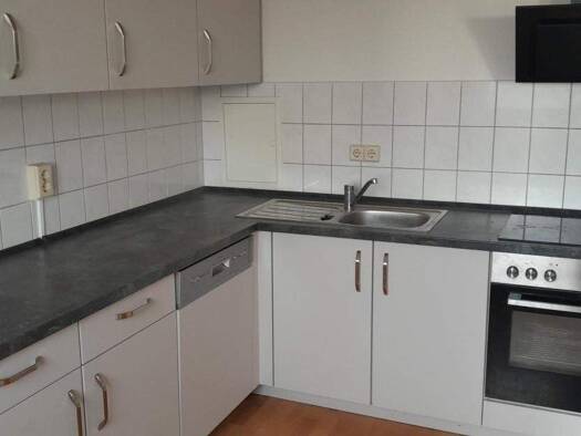 Wohnung zur Miete 384 € 3 Zimmer 70,4 m² 3. Geschoss Ludwig-Kühn-Str. 7 Markersdorf Chemnitz 09123