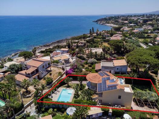 Villa zum Kauf 840.000 € 5 Zimmer 234 m² 255 m² Grundstück Via Mar di Norvegia 14 Fontane Bianche 96100