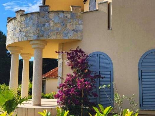 Haus zum Kauf 1.459.000 € 4 Zimmer 280 m² Biograd na Moru Biograd na Moru