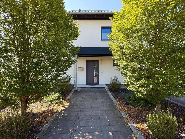 Einfamilienhaus zum Kauf 6 Zimmer 194 m² 656 m² Grundstück Mönchröden Rödental 96472