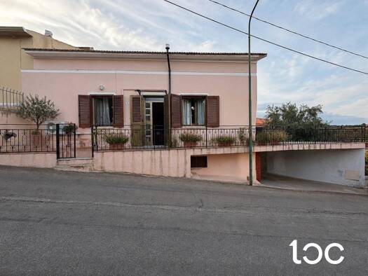 Haus zum Kauf 162.000 € 4 Zimmer Budune/Budoni 07051