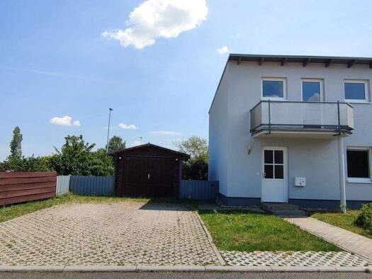 Haus zur Miete 1.349 € 4 Zimmer 101 m² frei ab 01.05.2026 Feldrain 1 Delitzsch 04509