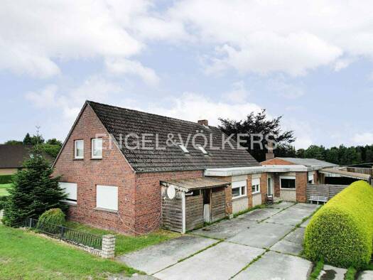 Mehrfamilienhaus zum Kauf 339.000 € 9 Zimmer 241 m² 19.900 m² Grundstück Wiesmoor 26639