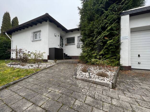 Bungalow zur Miete 1.300 € 4 Zimmer 100 m² 0 m² Grundstück frei ab 01.12.2026 Markwald 45 Kleinlinden Gießen 35398