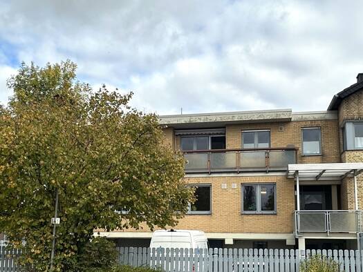 Mehrfamilienhaus zum Kauf als Kapitalanlage geeignet 415.000 € 274 m² 772 m² Grundstück Niederzier 52382