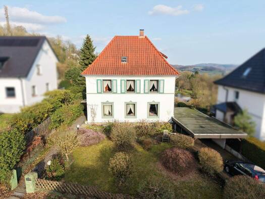 Einfamilienhaus zum Kauf 281.700 € 7 Zimmer 226,9 m² 1.203 m² Grundstück Vlotho 32602