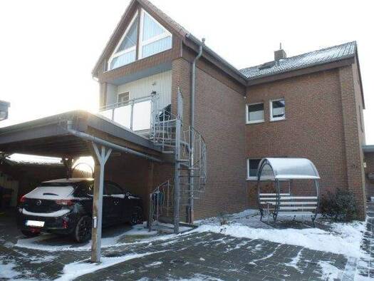 Haus zum Kauf 330.000 € 7 Zimmer 195 m² 505 m² Grundstück Spenge 32139