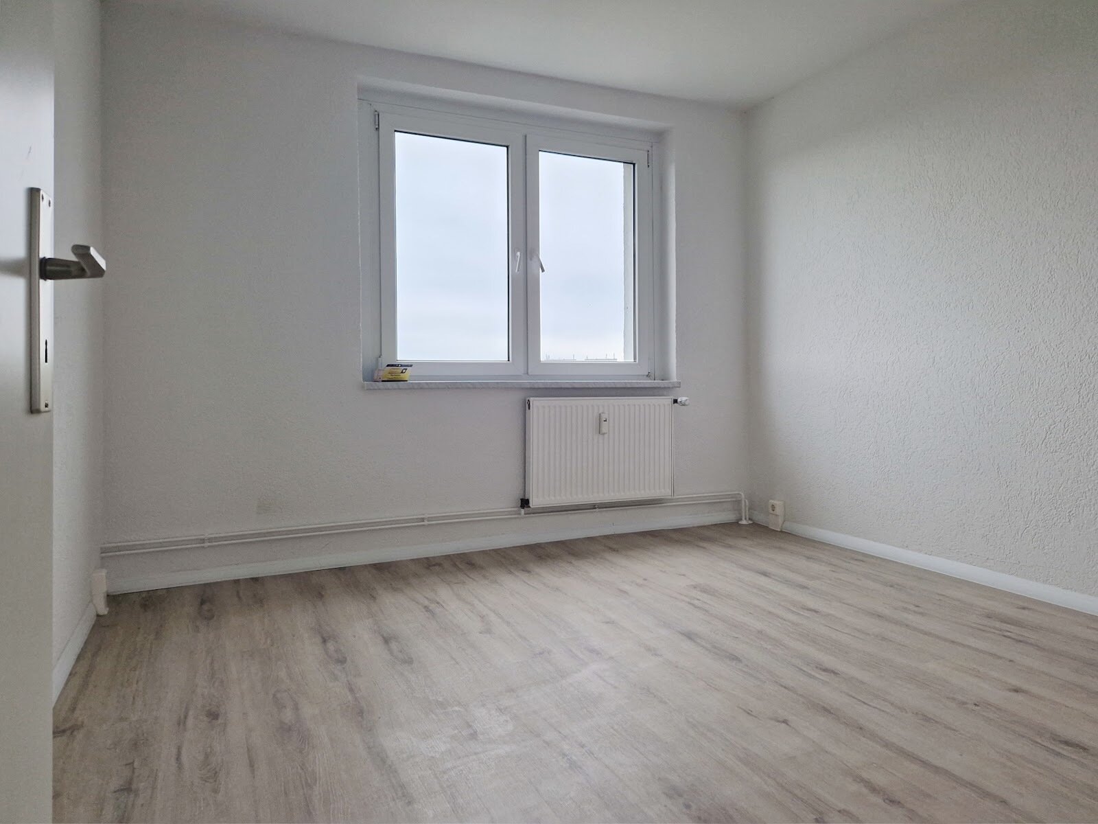 Wohnung zur Miete 310 € 2 Zimmer 55,7 m²<br/>Wohnfläche 6.<br/>Geschoss Richard-Paulick-Straße 10 Südliche Neustadt Halle (Saale) 06124