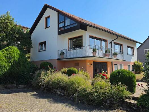 Einfamilienhaus zum Kauf 395.000 € 5 Zimmer 145 m² 704 m² Grundstück Eschelbach Sinsheim 74889