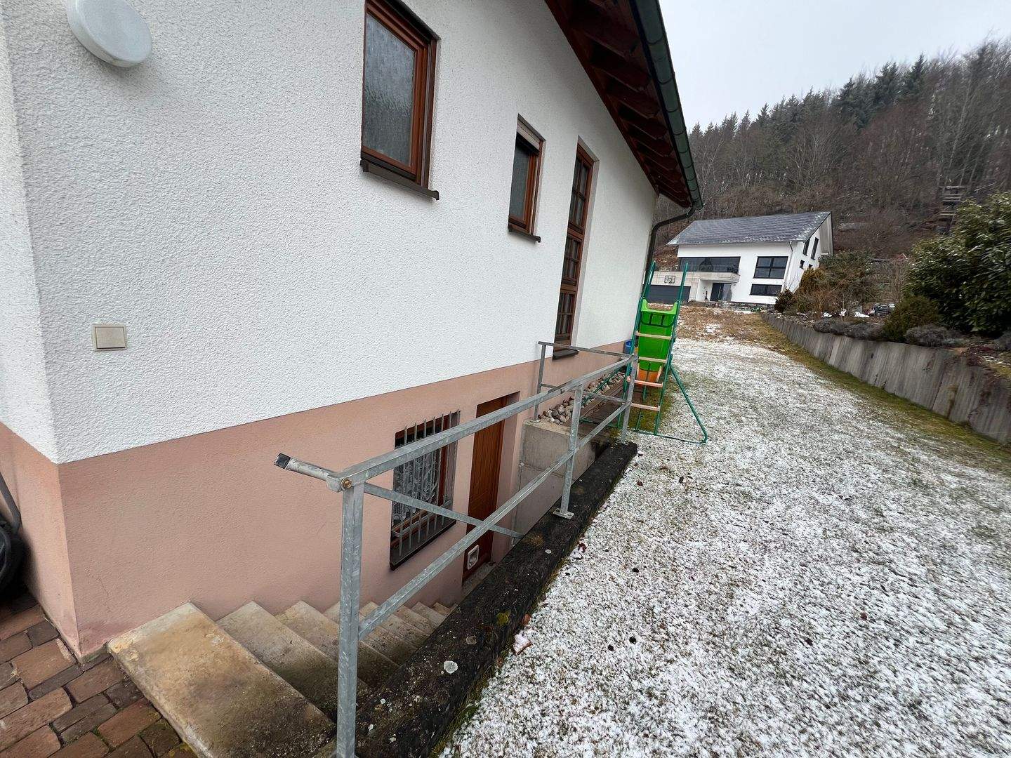 Immobilie in Geisingen - Familienfreundliches Haus mit Balkon und großer Terrasse in Geisingen - Bild 3