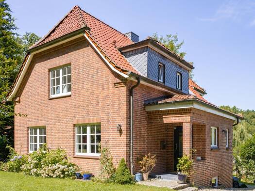 Haus zur Miete 2.600 € 6 Zimmer 164 m² 564 m² Grundstück frei ab 01.10.2025 Wohltorf 21521