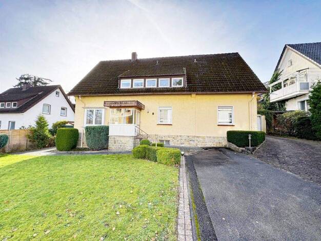 Einfamilienhaus zum Kauf 325.000 € 8 Zimmer 160 m² 1.002 m² Grundstück Berlebeck Detmold 32760
