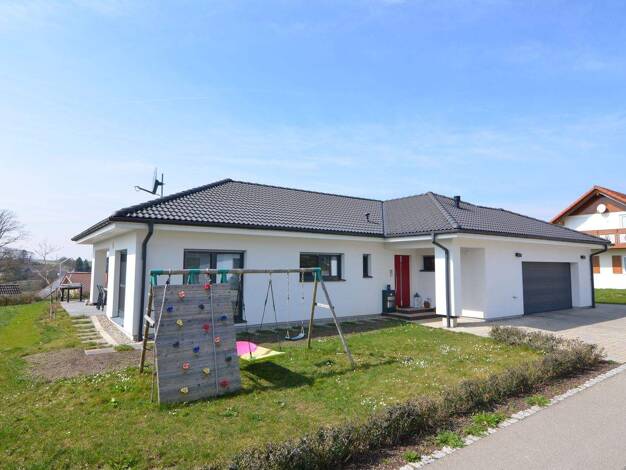 Einfamilienhaus zum Kauf 648.000 € 5,5 Zimmer 152 m² 772 m² Grundstück frei ab sofort Göffingen Unlingen 88527