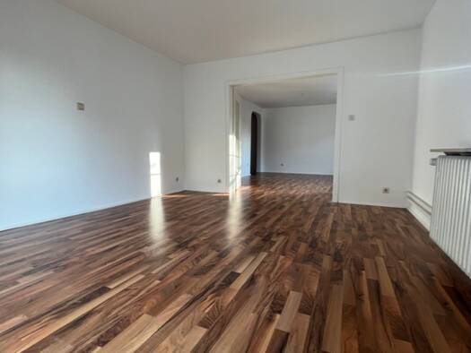 Wohnung zur Miete 980 € 3 Zimmer 85 m² 1. Geschoss Dreieichplatz 7 Dreieichenhain Dreieich / Dreieichenhain 63303
