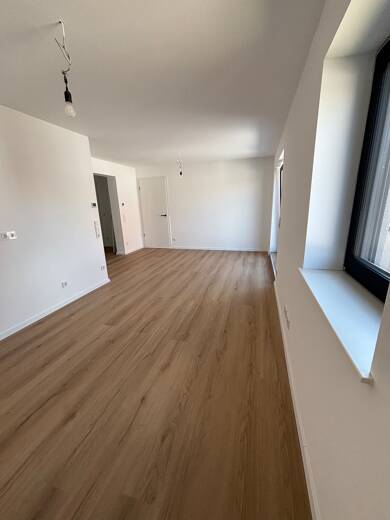 Wohnung zur Miete 1.000 € 2,5 Zimmer 80 m² Geschoss 1/1 frei ab 01.07.2025 Biebelried Biebelried 97318