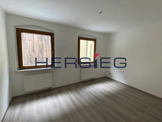 Wohnung zur Miete 300 € 3 Zimmer 67 m² Schwarzenberg 08340