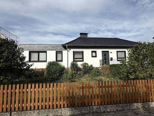 Bungalow zum Kauf 455.000 € 6 Zimmer 135 m² 1.529 m² Grundstück Weetzen Ronnenberg 30952