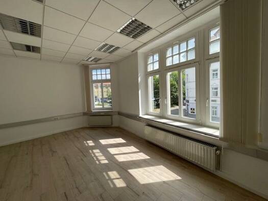 Büro zur Miete provisionsfrei 1.000 € 5 Zimmer 110 m² Bürofläche Johannesstraße 83-85 Erfurt 99086