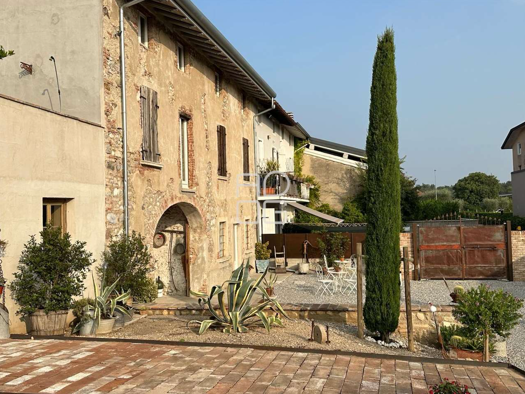 Bauernhaus zum Kauf 1.350.000 € 5 Zimmer 525 m² 950 m² Grundstück Viale Andreis Desenzano del Garda 25015