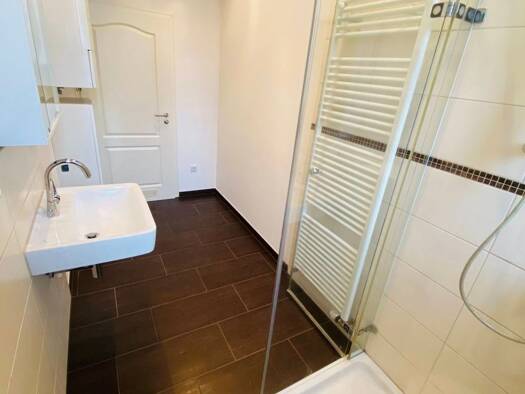 Wohnung zum Kauf provisionsfrei 200.000 € 2 Zimmer 54 m² Geschoss 1/2 Südstadt Fürth 90763