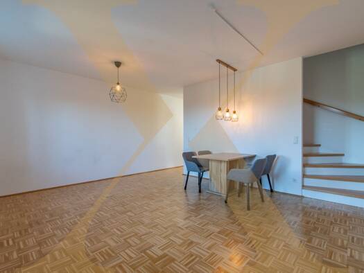 Maisonette zur Miete 657 € 2,5 Zimmer Lichtenberg 4040