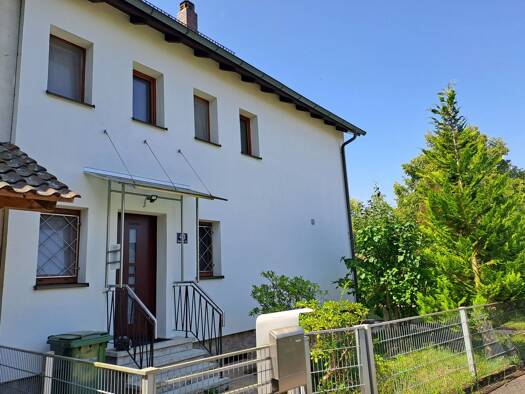 Doppelhaushälfte zum Kauf 800.000 € 6 Zimmer 158 m² 589 m² Grundstück Uttenreuth Uttenreuth 91080