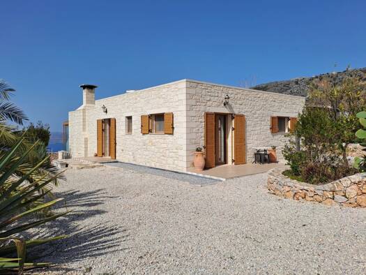 Villa zum Kauf 680.000 € 4 Zimmer 123 m² 1.300 m² Grundstück frei ab sofort Municipality of Apokoronas 73008