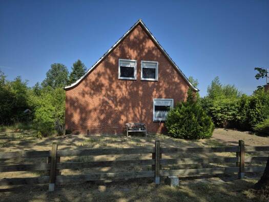 Einfamilienhaus zum Kauf provisionsfrei 85.000 € 3 Zimmer 112 m² 993 m² Grundstück Widdelswehr/Jarßum Emden 26725