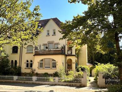 Mehrfamilienhaus zum Kauf als Kapitalanlage geeignet 2.200.000 € 11 Zimmer 394 m² 590 m² Grundstück teilbar ab 394 m² Freiburg 79100